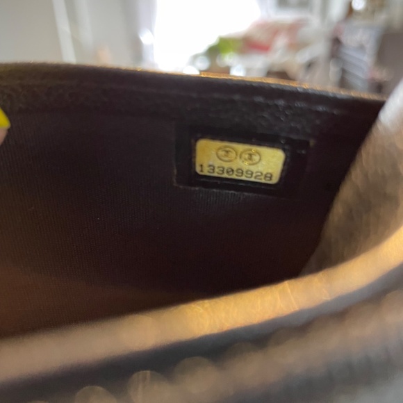 Chanel - Picture 4 of 4